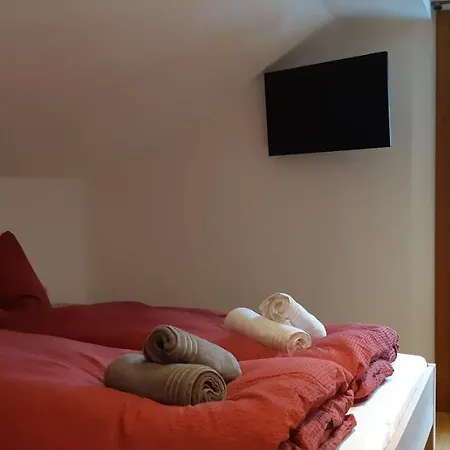 Haus Hell * מאיירהופן