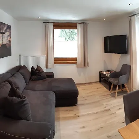 Haus Hell Apartament