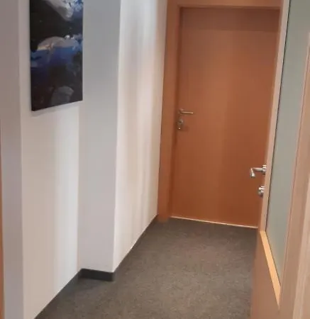 Haus Hell Apartament
